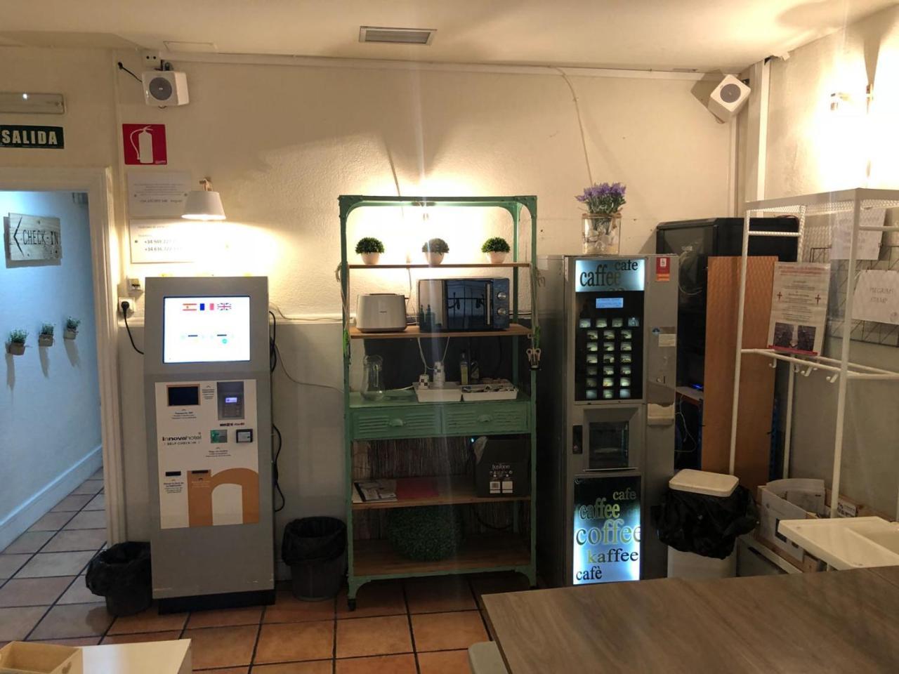 El Camino Urban Rooms بنبلونة المظهر الخارجي الصورة