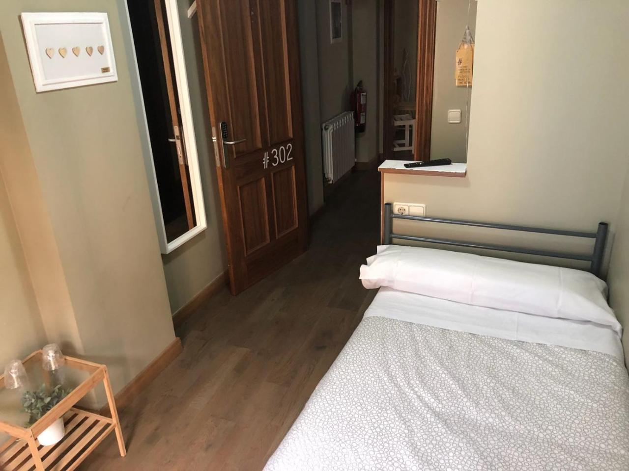 El Camino Urban Rooms بنبلونة المظهر الخارجي الصورة