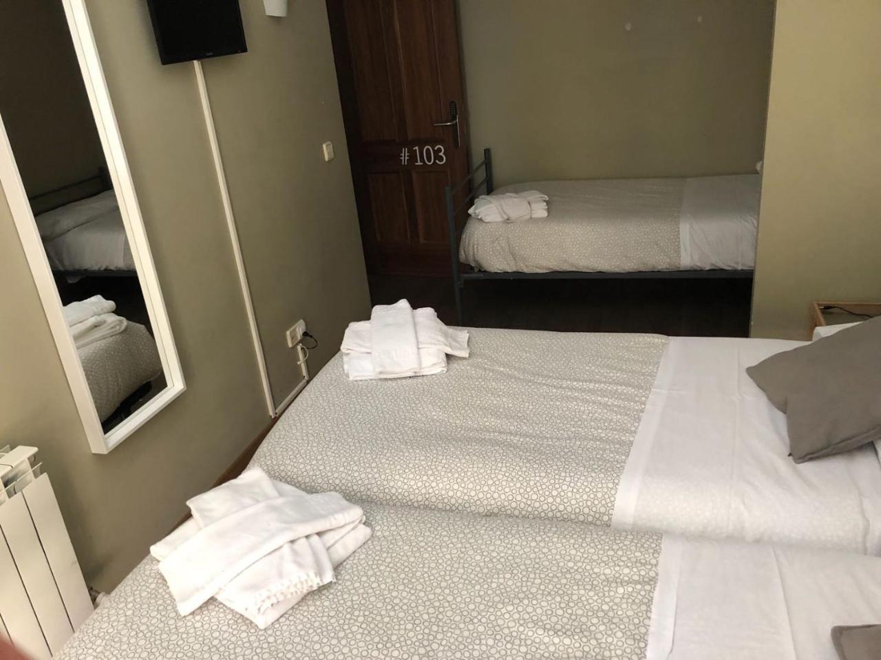 El Camino Urban Rooms بنبلونة المظهر الخارجي الصورة